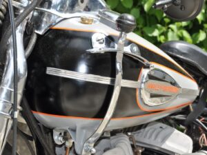 Harley Davidson Flathead WL Bobber 1942