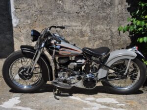 Harley Davidson Flathead WL Bobber 1942