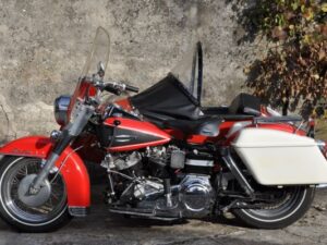 Harley Davidson Early Shovelhead FLH Gespann 1968