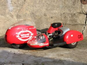 BMW CAT Kneeler 1962